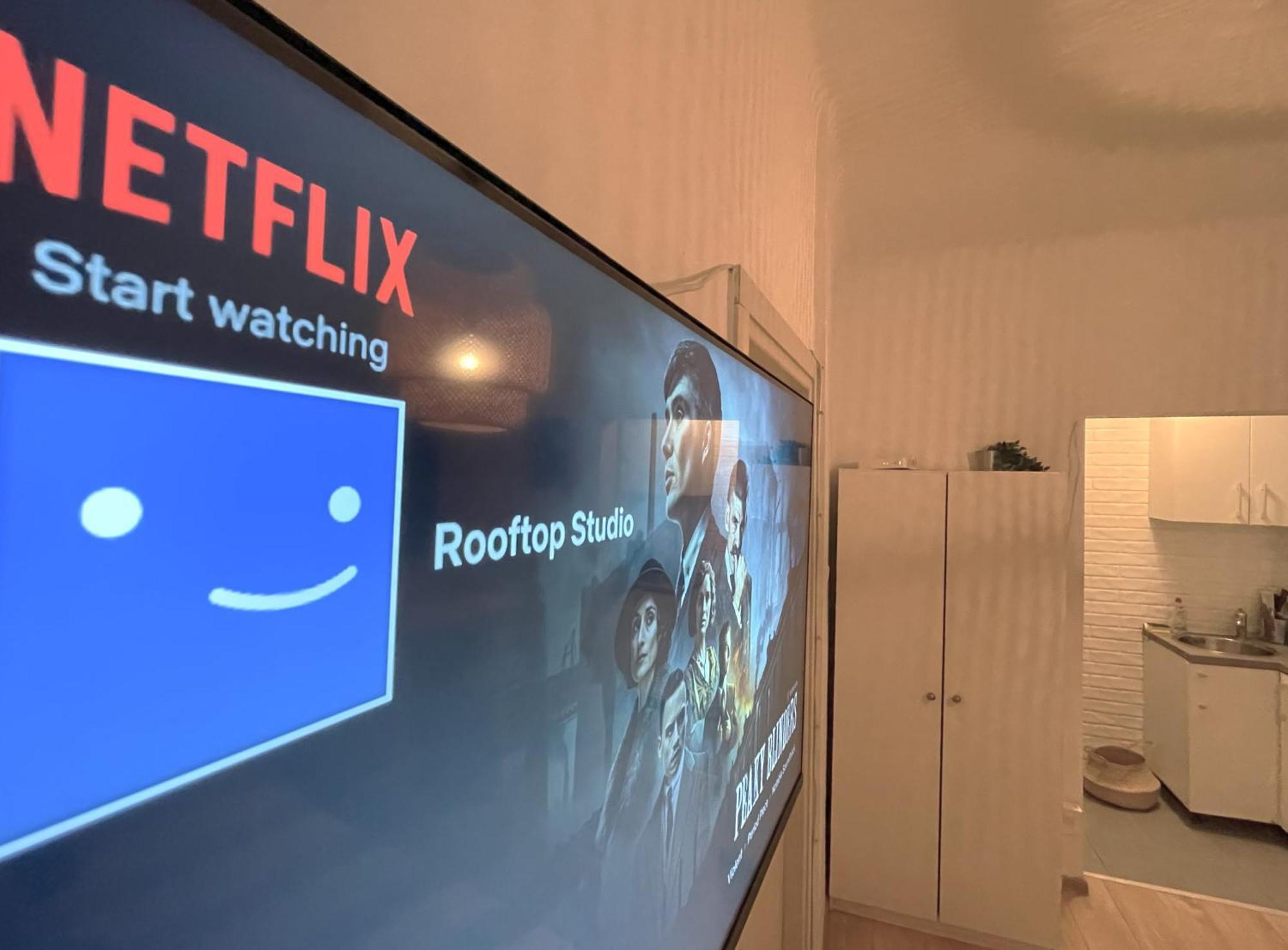Rooftop Studio In The Heart Of Bucharest W Netflix ภายนอก รูปภาพ